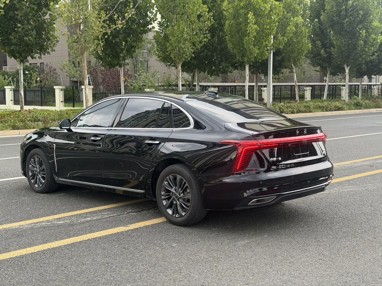HongQi 2026 H5 1.5T Flag Rhyme Pro Edition Automatic Gear 7