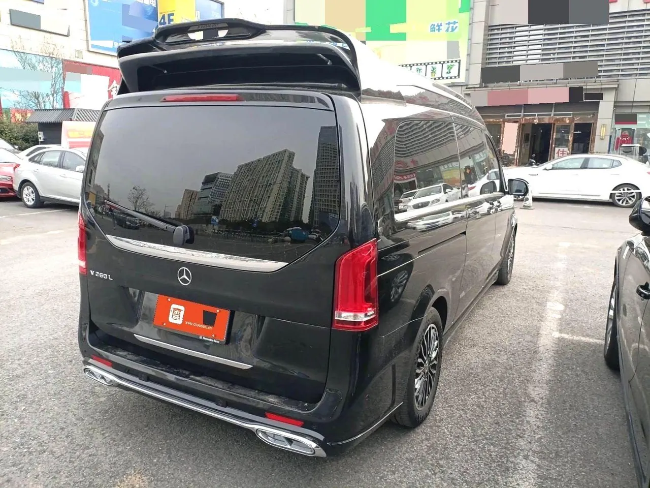 Mercedes Benz V 2022V 260 L 2.0T Deluxe Edition Automatic Gear 2