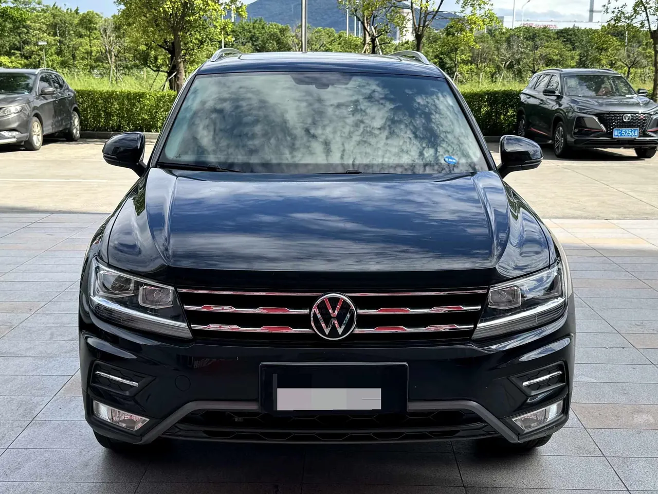 Volkswagen 2021 Tiguan L 2.0TSI 330TSI Two-Drive Smart Edition Automatic Gear 2