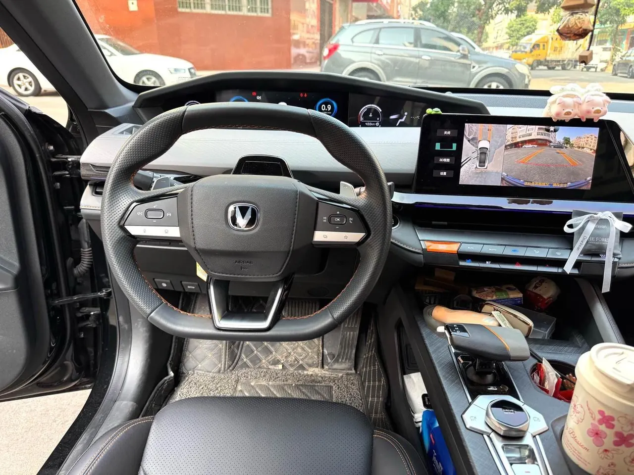 ChangAn 2022 UNI-V 1.5T honorable automatic gear 3