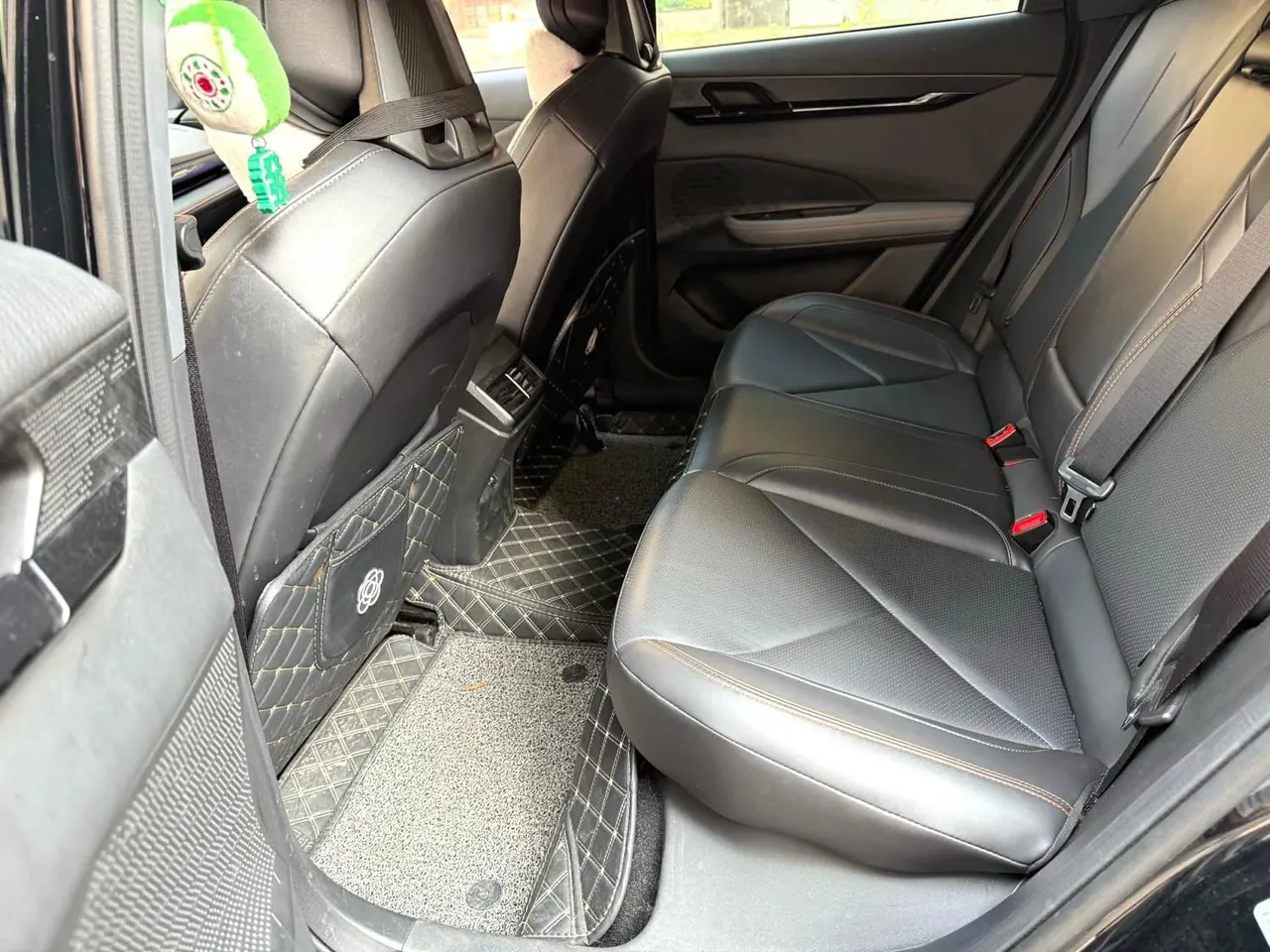 ChangAn 2022 UNI-V 1.5T honorable automatic gear 4