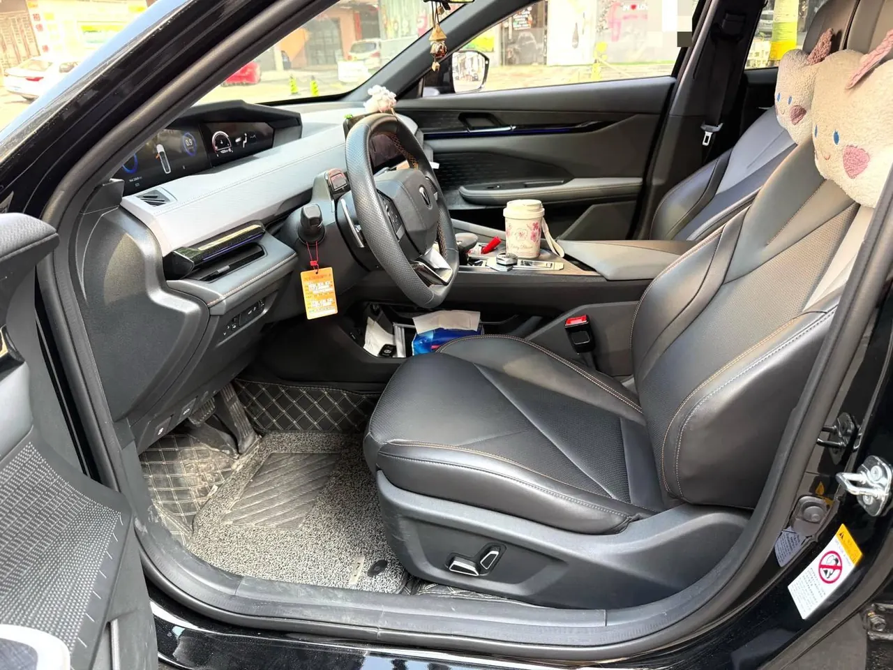 ChangAn 2022 UNI-V 1.5T honorable automatic gear 5