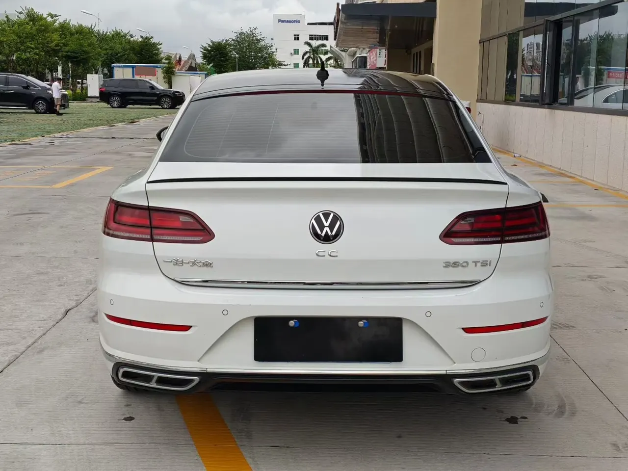 Volkswagen 2024 CC 2.0TSI 380TSI eye-catching automatic gear 4