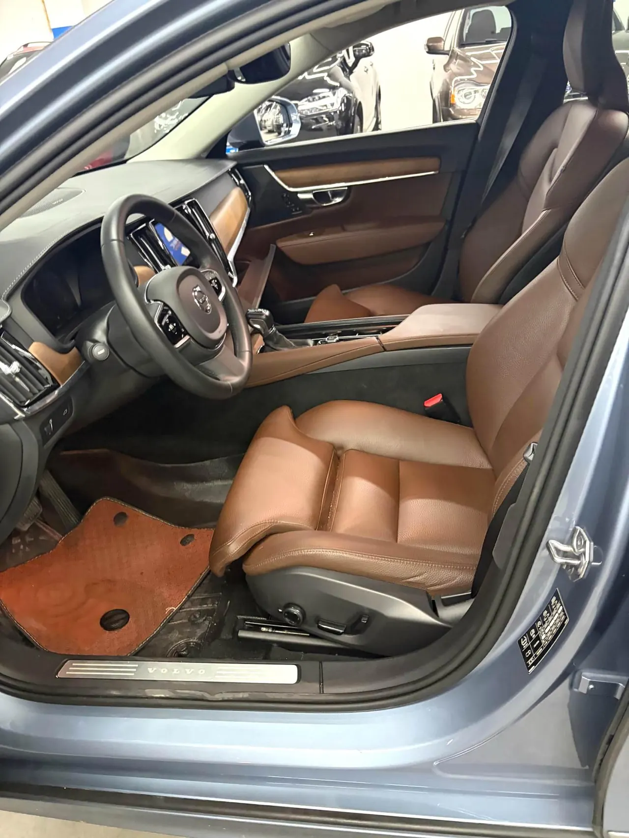 Volvo 2020 S90 2.0T T5 Zhiyi Deluxe Edition Automatic Gear 3