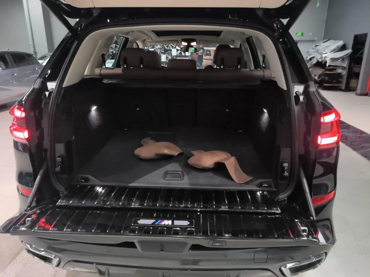 BMW X5 (Imported) 2021 X5 xDrive40i 3.0T M Sports Suit (Modified) Automatic Gear 7
