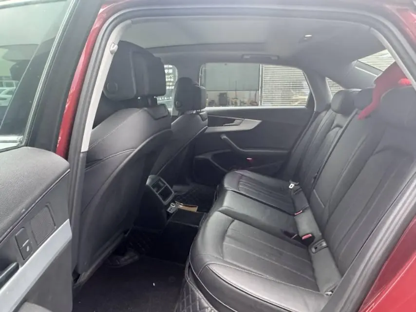 Audi 2020 A4L 2.0TFSI 40TFSI Fashion Dynamic Automatic 6