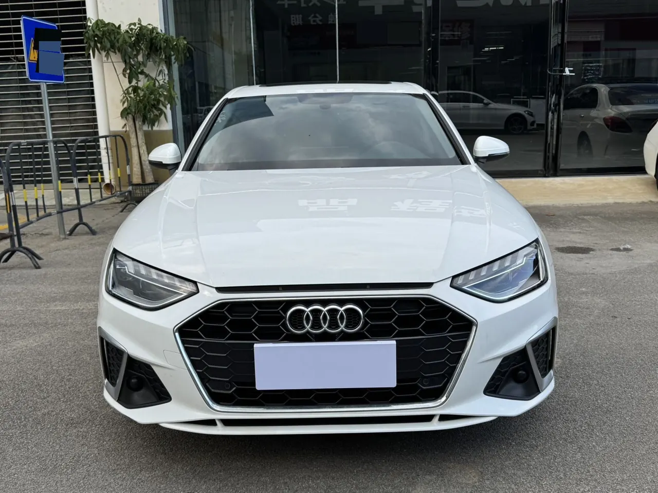 Audi 2020 A4L 2.0TFSI 40TFSI Deluxe Dynamic Automatic 4