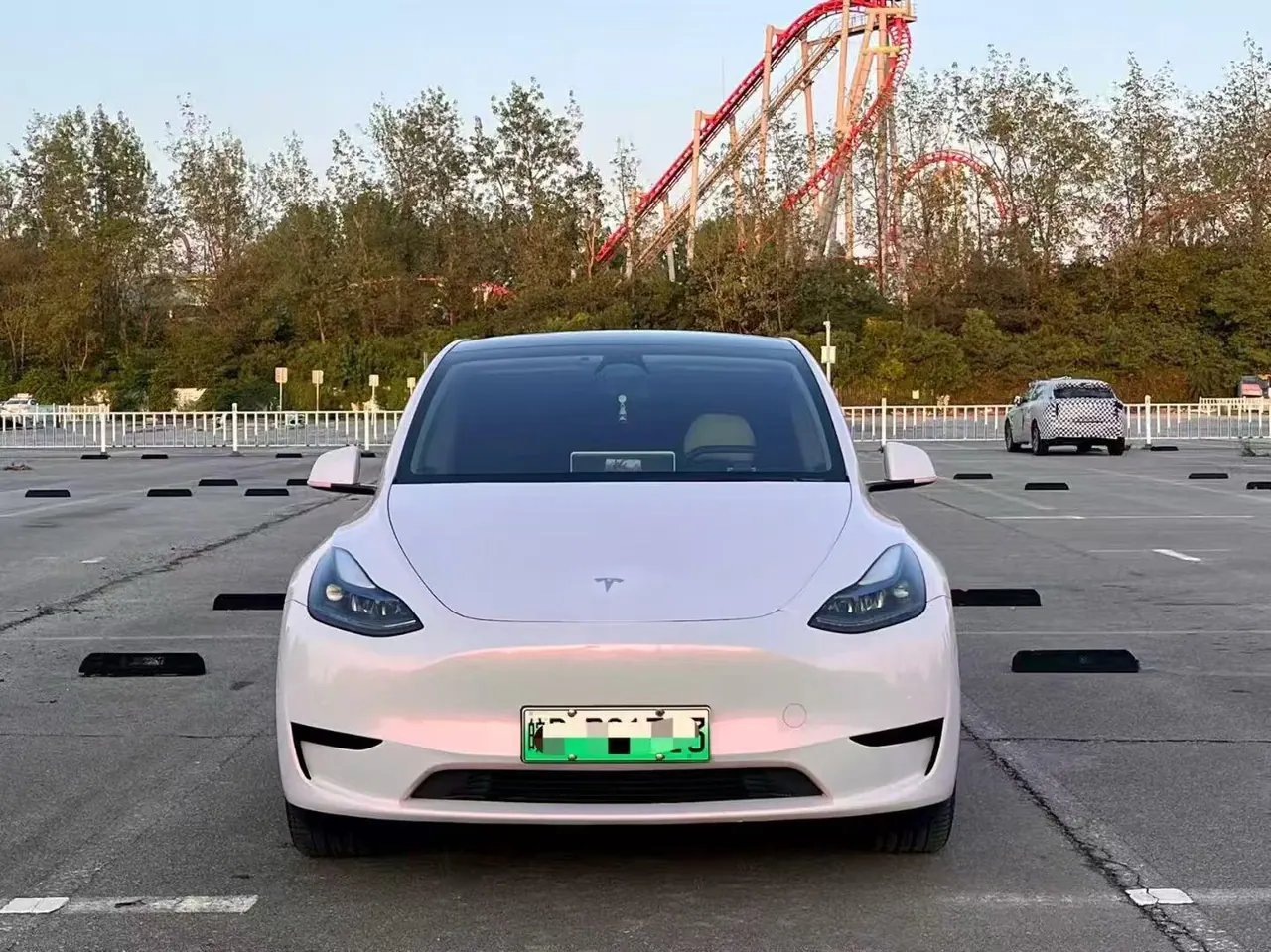 Tesla 2022 Model Y rear-wheel drive version (facelift) automatic gear 2