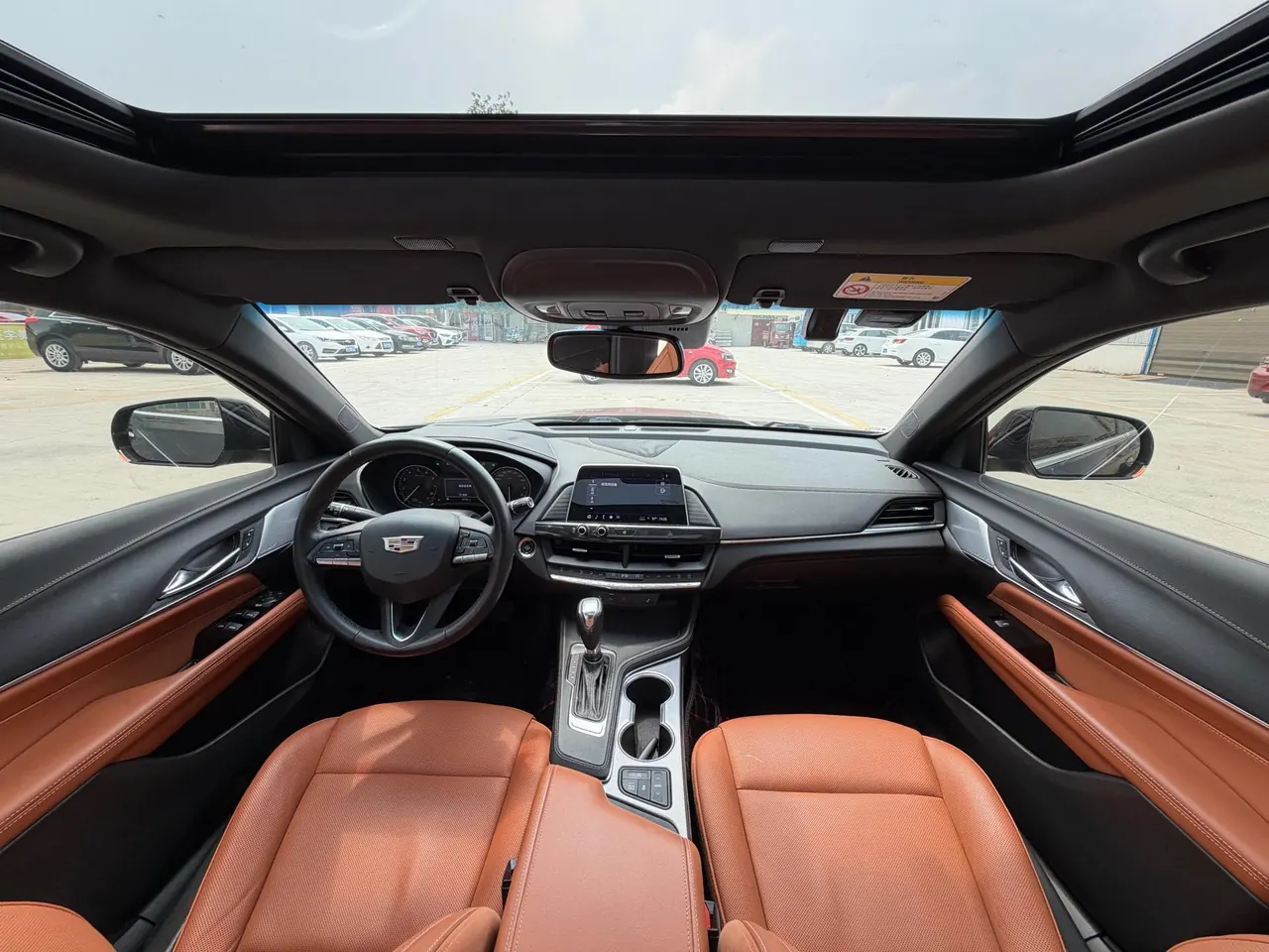 Cadillac 2021 CT4 2.0T 28T luxury automatic gear 10
