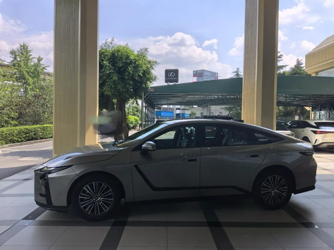 Lexus ES (Imported) 2026 ES300h 2.0 Stepless Automatic Gear 2