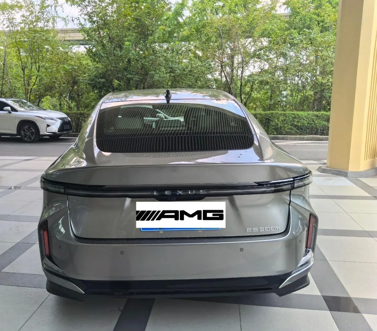 Lexus ES (Imported) 2026 ES300h 2.0 Stepless Automatic Gear 3