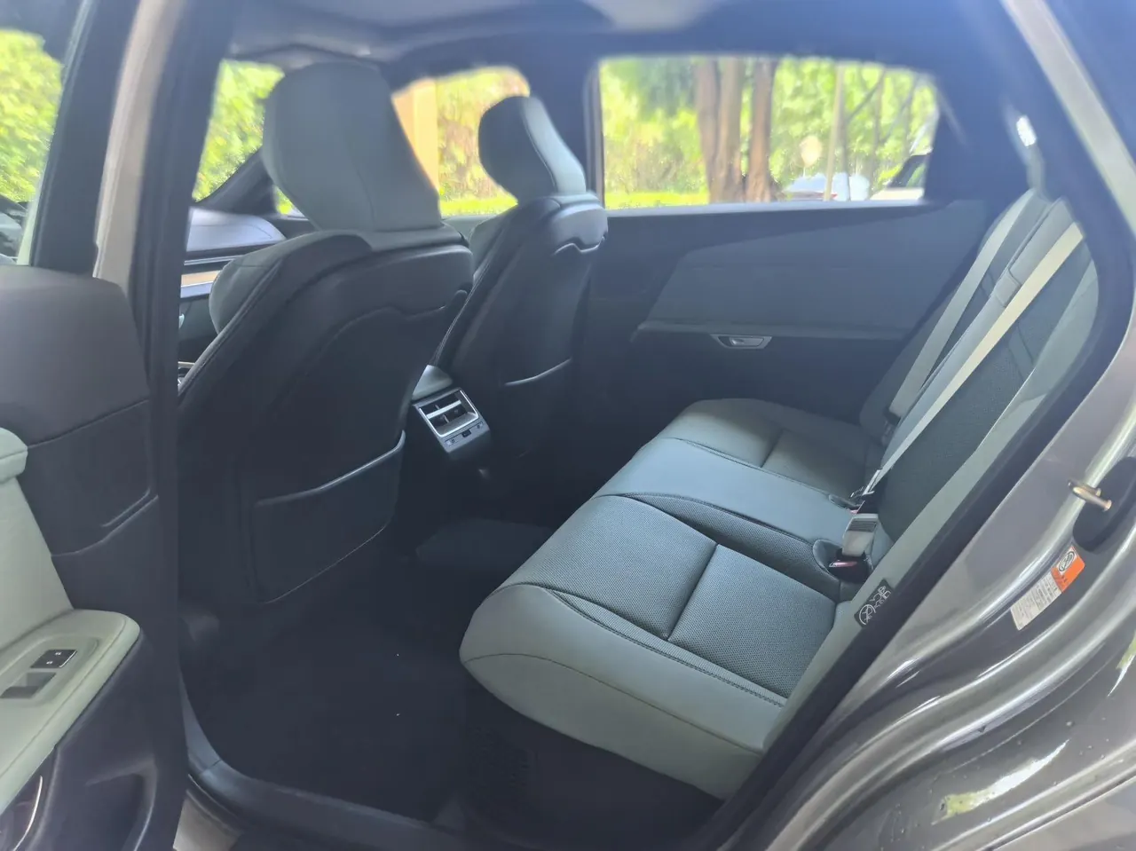 Lexus ES (Imported) 2026 ES300h 2.0 Stepless Automatic Gear 6