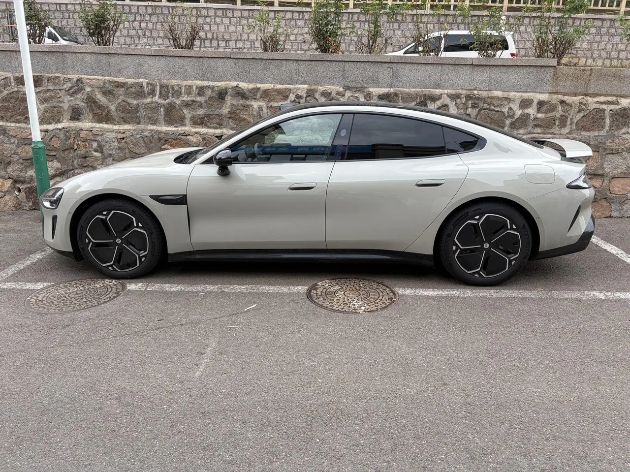 MI 2026 SU7 Standard Edition Automatic Gear 3