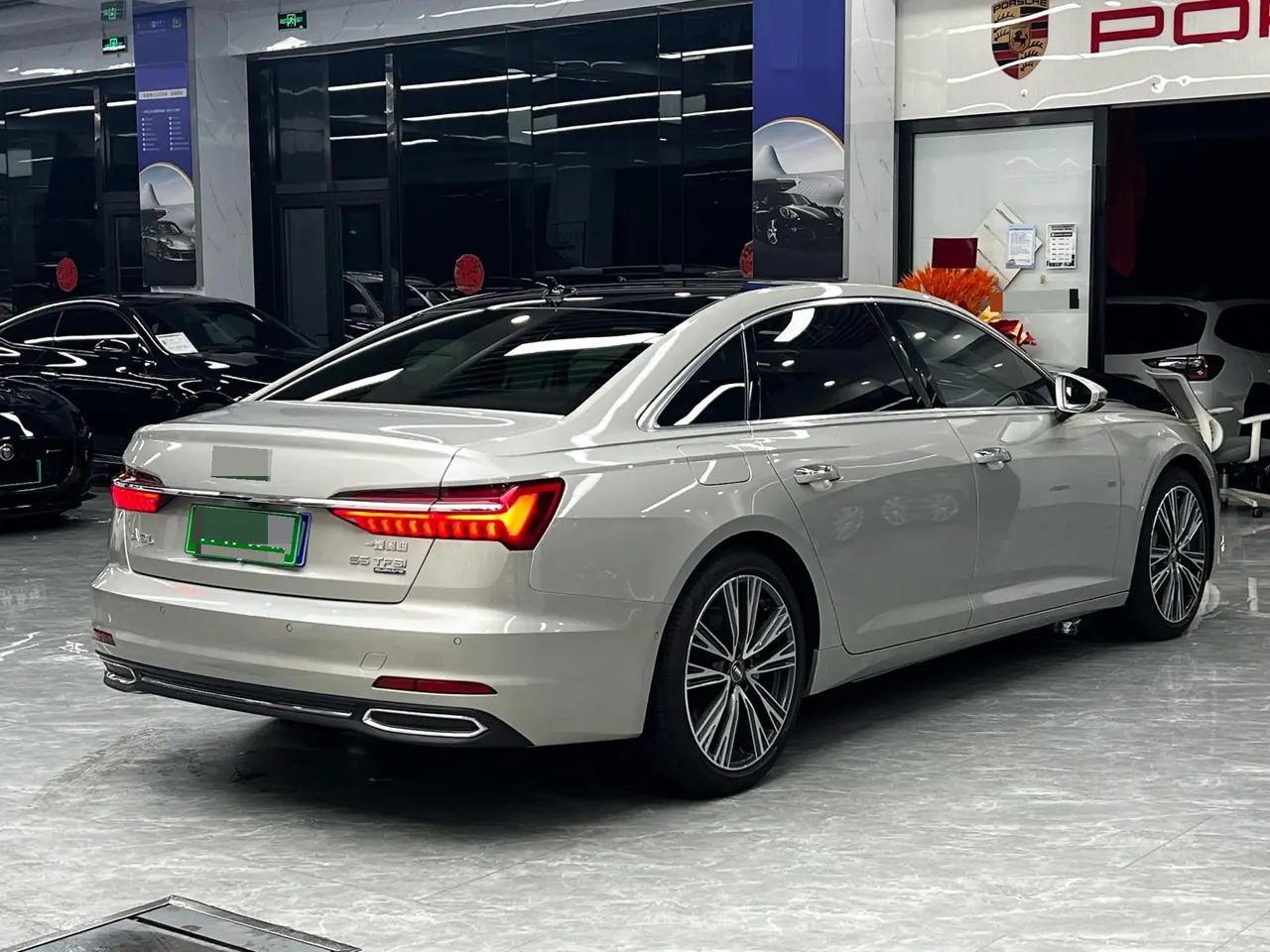 Audi 2021 A6L 48V 3.0TFSI 55TFSI Quattro Flagship Zhiya Automatic Gear 4