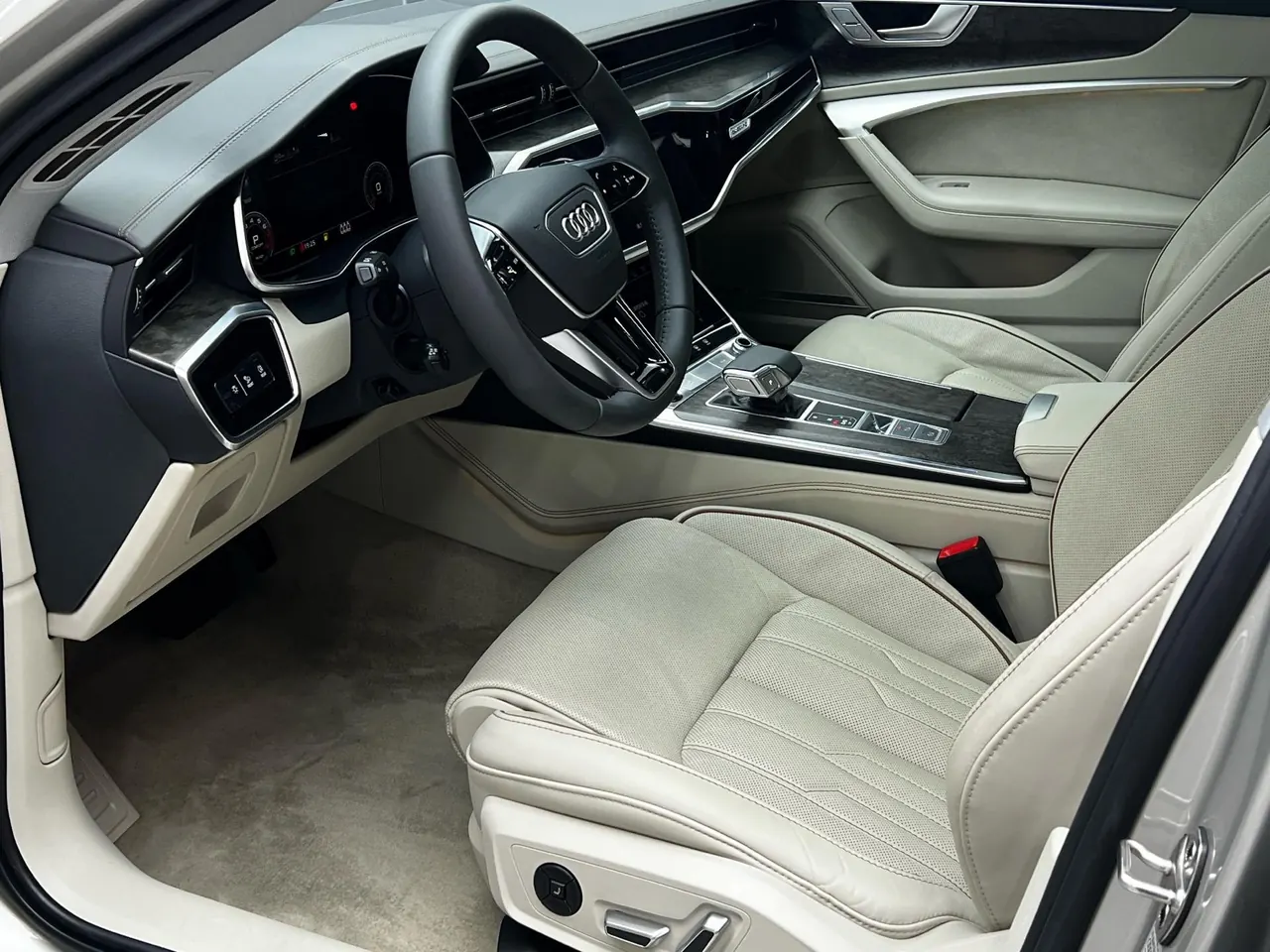 Audi 2021 A6L 48V 3.0TFSI 55TFSI Quattro Flagship Zhiya Automatic Gear 8