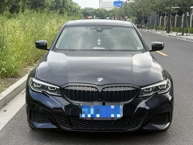 BMW 3 Series 2020 325Li 2.0T M Sports Obsidian Night Edition Automatic Gear 2