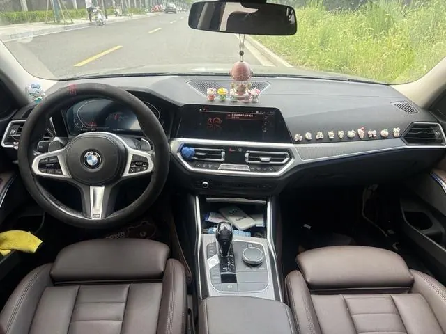 BMW 3 Series 2020 325Li 2.0T M Sports Obsidian Night Edition Automatic Gear 8