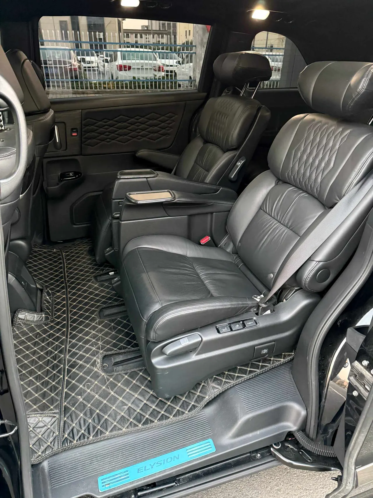 Honda 2024 Alishen e:HEV 2.0 Stepless Deluxe Automatic Gear 6