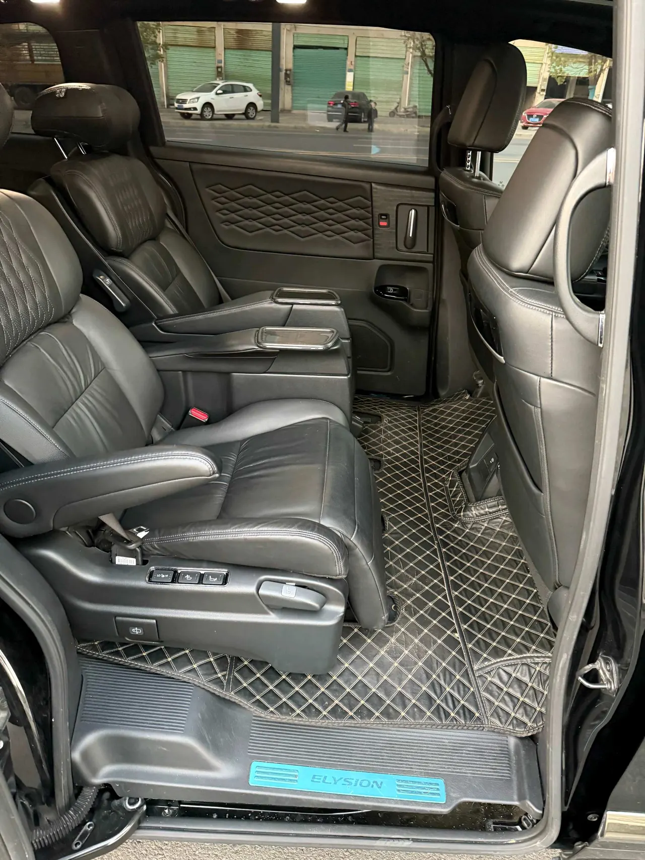 Honda 2024 Alishen e:HEV 2.0 Stepless Deluxe Automatic Gear 8