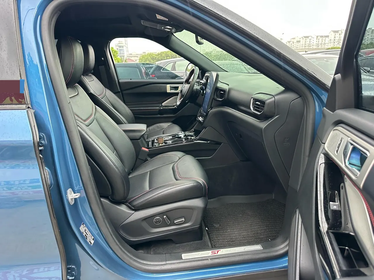 Ford 2020 explorer 2.3T EcoBoost 285 four-wheel drive sports version ST-LINE7 seat automatic gear 8