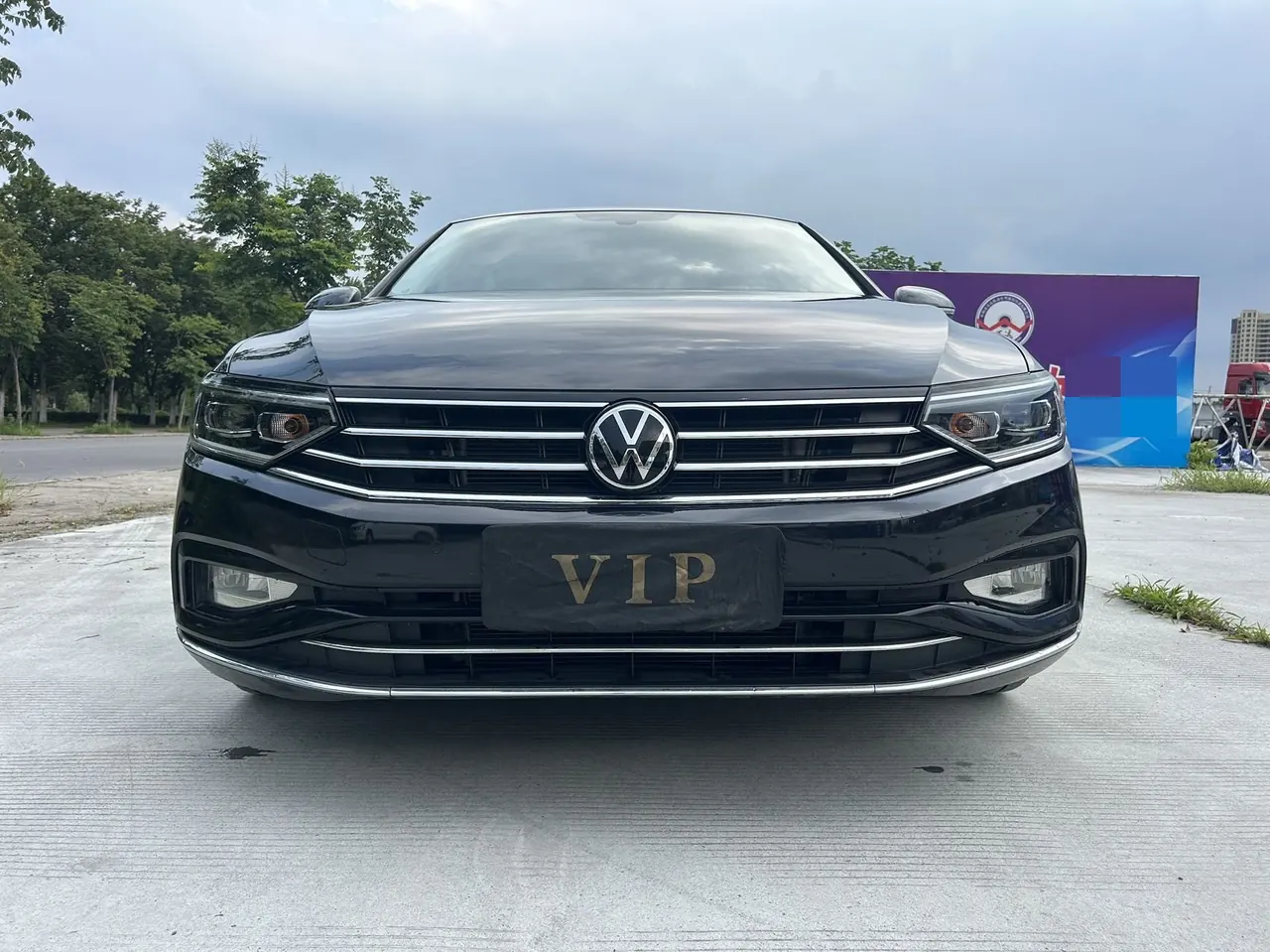 Volkswagen 2020 Magotan 2.0TSI 330TSI luxury automatic transmission 2