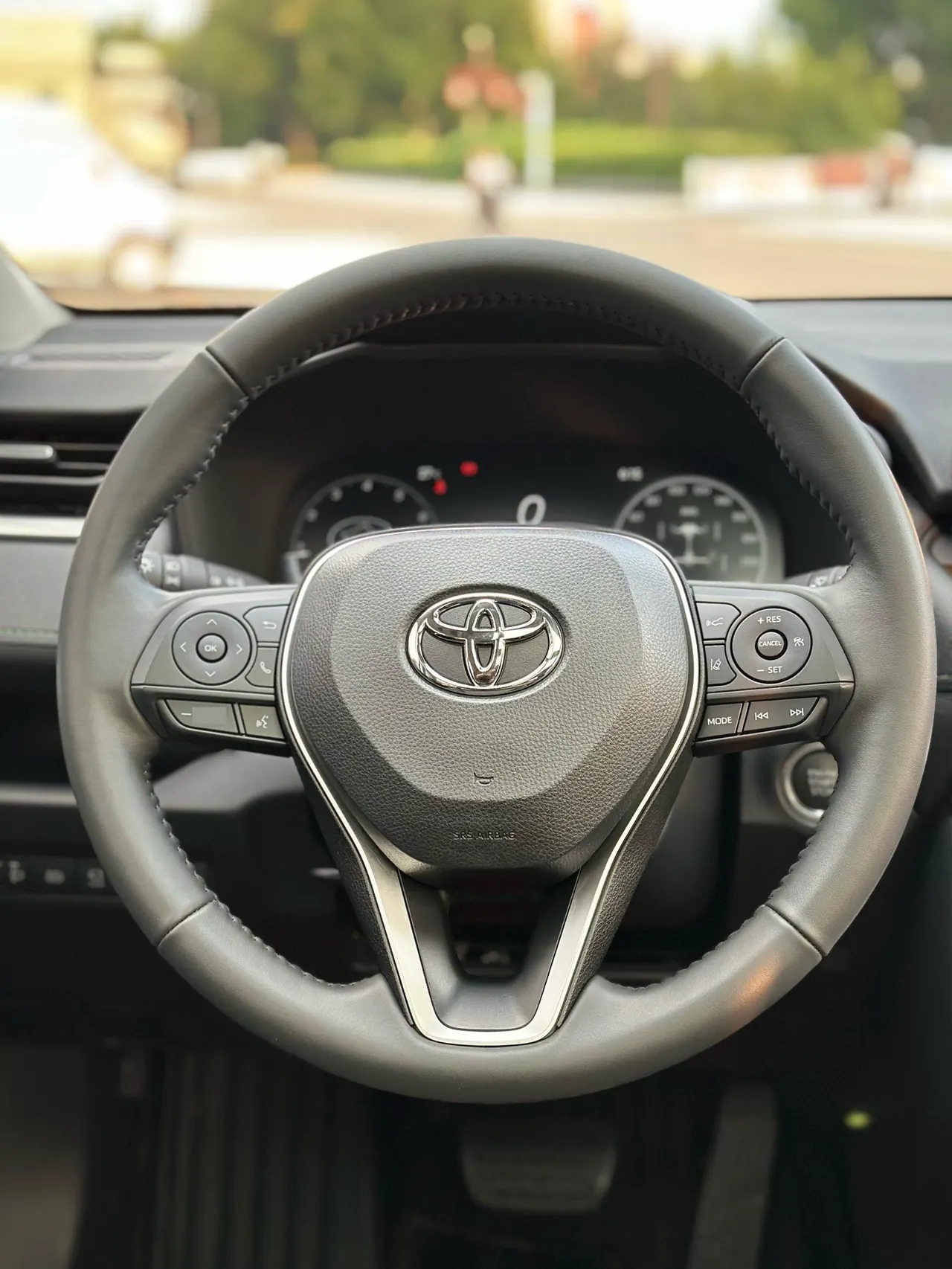 Toyota 2024 RAV4 Rongfong 2.0 Stepless Four-wheel Drive Adventure Plus Edition Automatic Gear 7