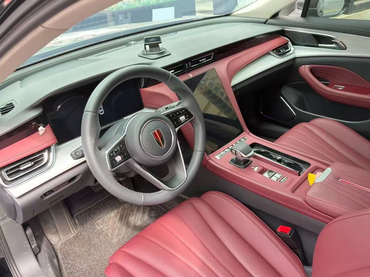 HongQi 2024 H5 2.0T Zhilian Qi Chang Edition Automatic Gear 5