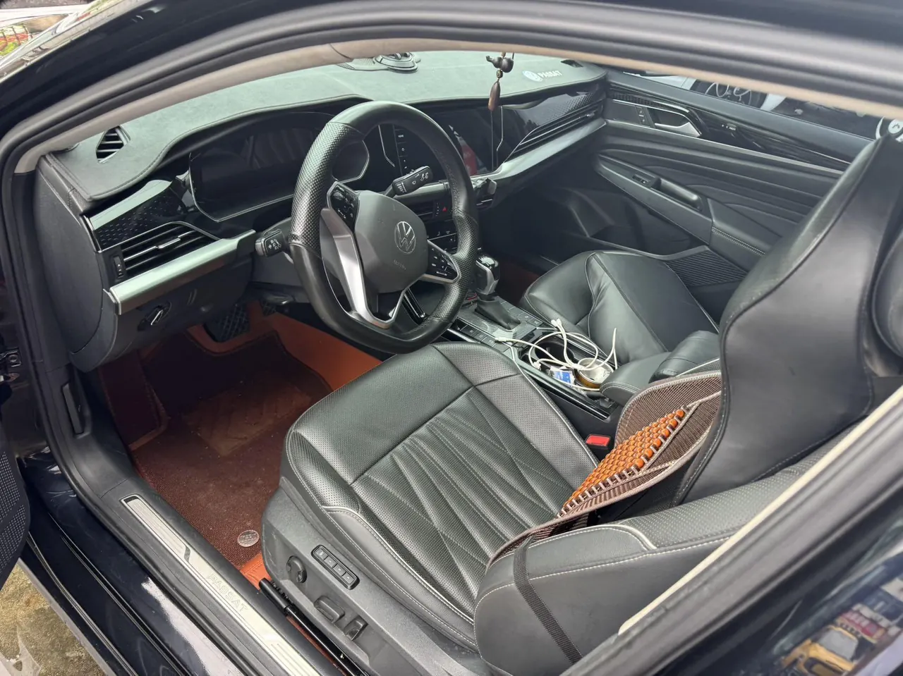 Volkswagen 2023 Passat 2.0TSI 330TSI Elite Edition Automatic 3