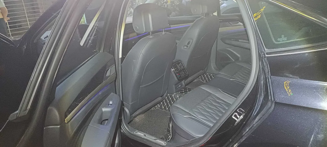 Volkswagen 2021 Passat 2.0TSI 380TSI Deluxe Edition Automatic 2