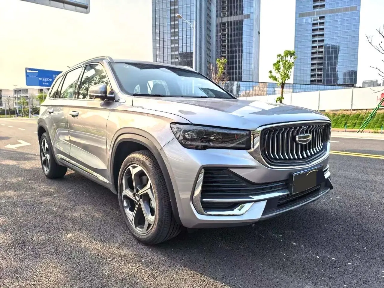 Geely 2024 XingyueL (Monjaro) 2.0TD high-power two-wheel drive cloud version automatic gear 2