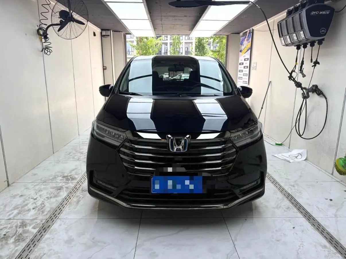 Honda 2024 Odyssey Hybrid 2.0 Stepless Sharp and Pleasant Edition Automatic Gear 2