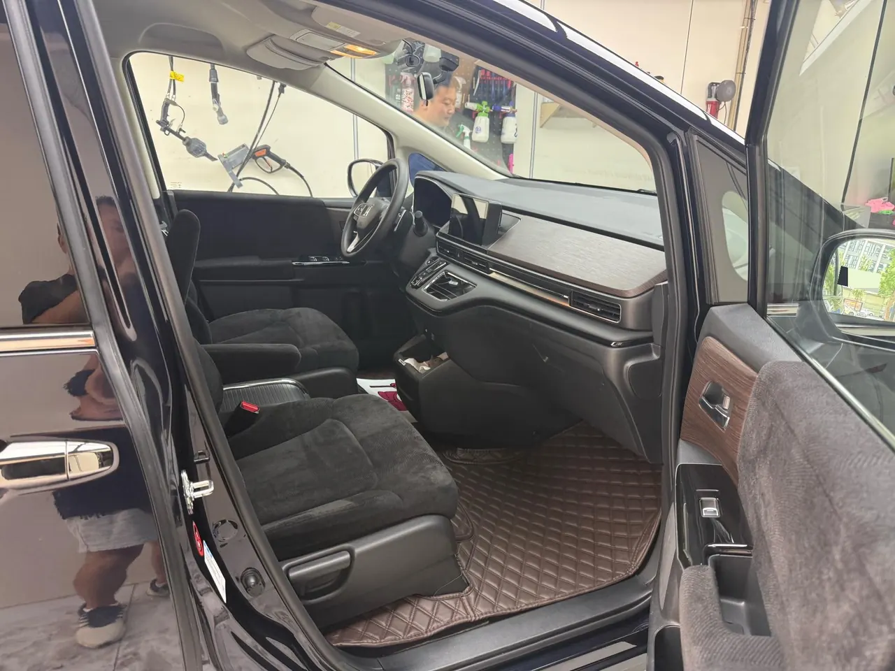 Honda 2024 Odyssey Hybrid 2.0 Stepless Sharp and Pleasant Edition Automatic Gear 7