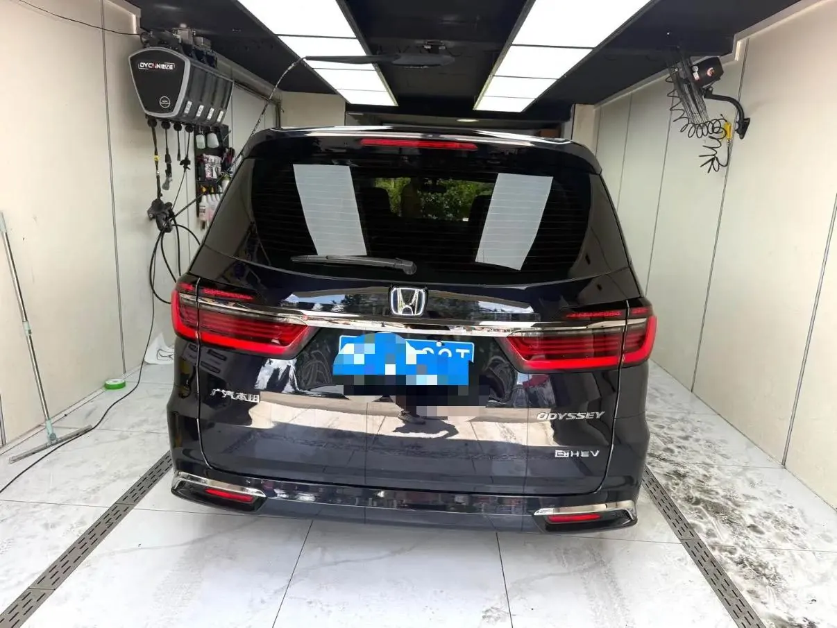 Honda 2024 Odyssey Hybrid 2.0 Stepless Sharp and Pleasant Edition Automatic Gear 8