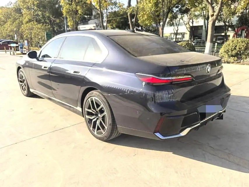 BMW 7 Series (Imported) 2026 735Li 48V 3.0T M Sports Suit Automatic Gear 3