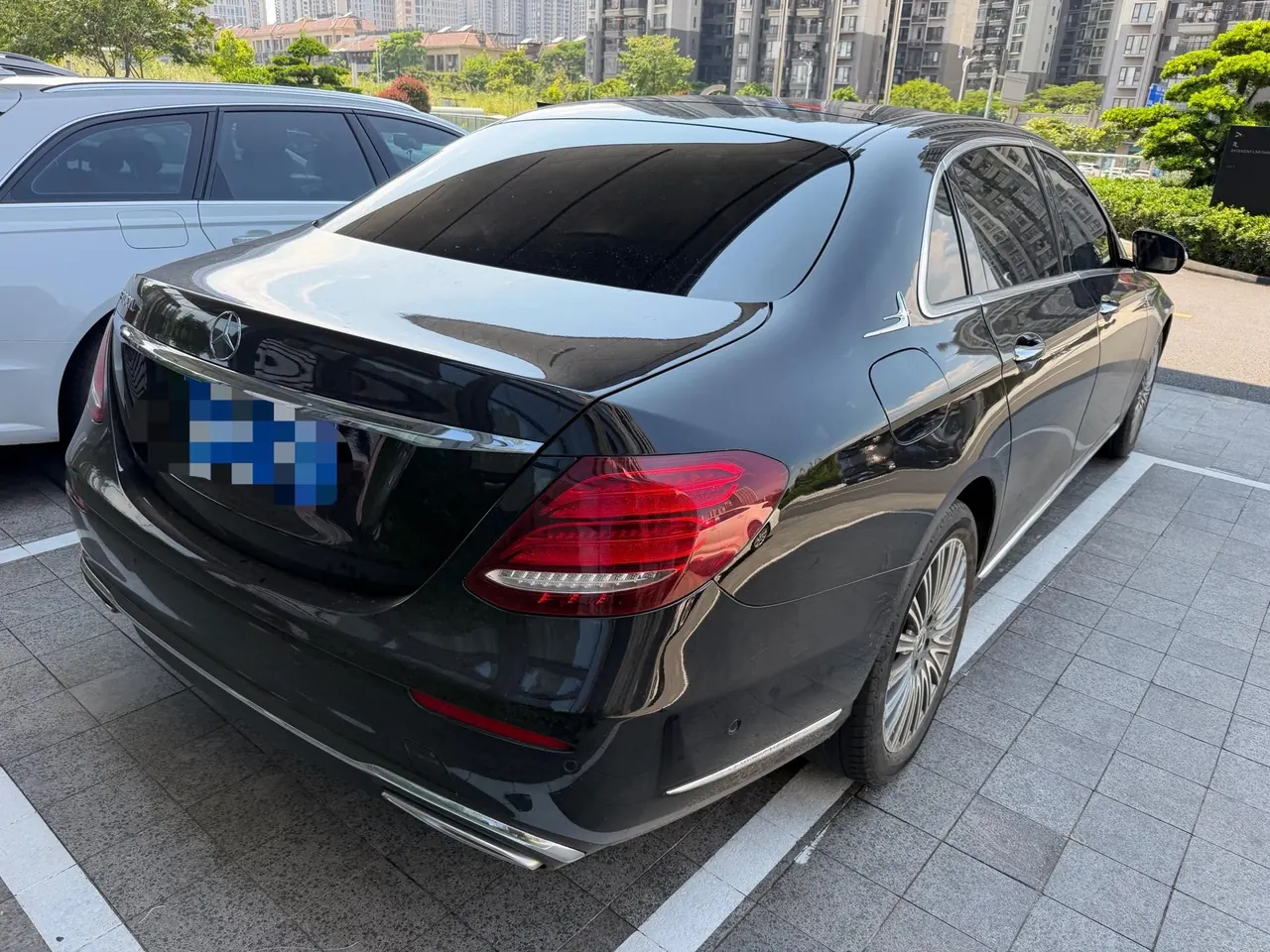 Mercedes Benz E-Class 2020 E 300 L 2.0T Fashion Automatic Gear 5