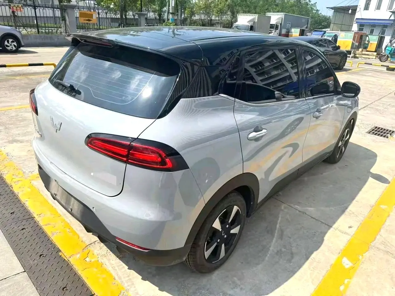 WuLing 2024 Plantronics PLUS 510km Flagship Automatic Gear 4