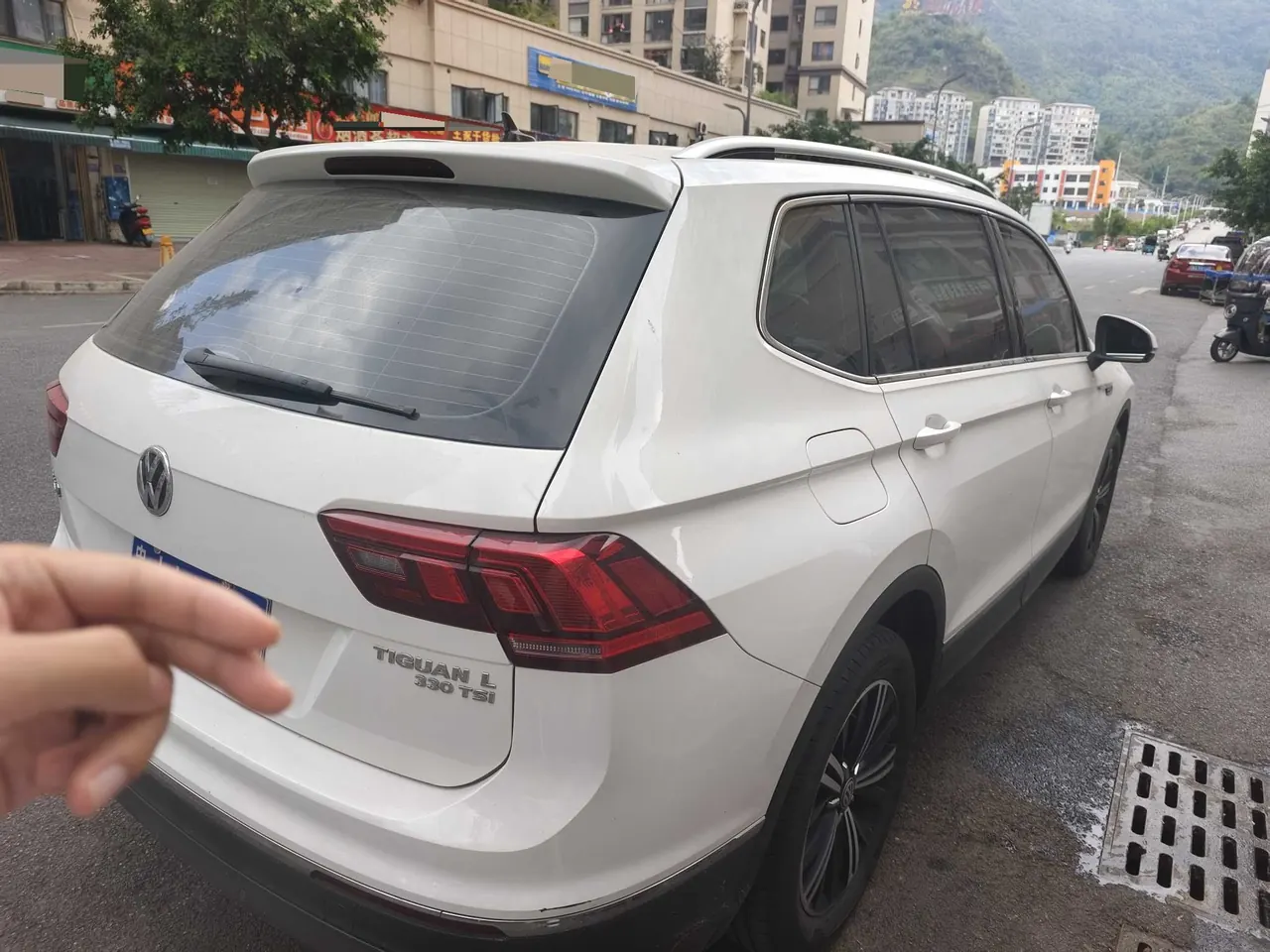 Volkswagen 2020 Tiguan L 2.0TSI 330TSI Two-Drive Panoramic Comfort Edition Automatic Gear 4