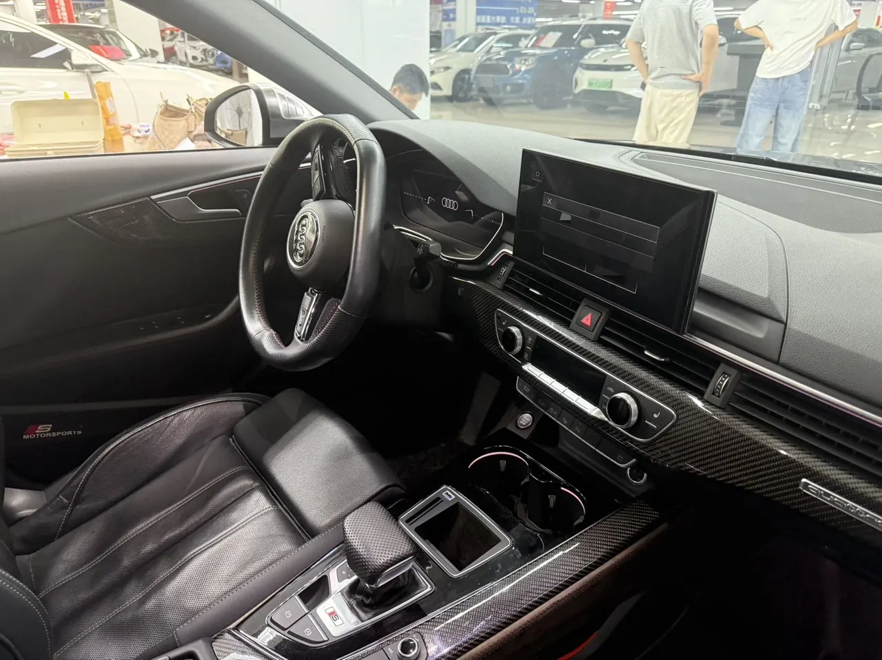 Audi 2020 A4L 2.0TFSI 40TFSI Deluxe Dynamic Automatic 6