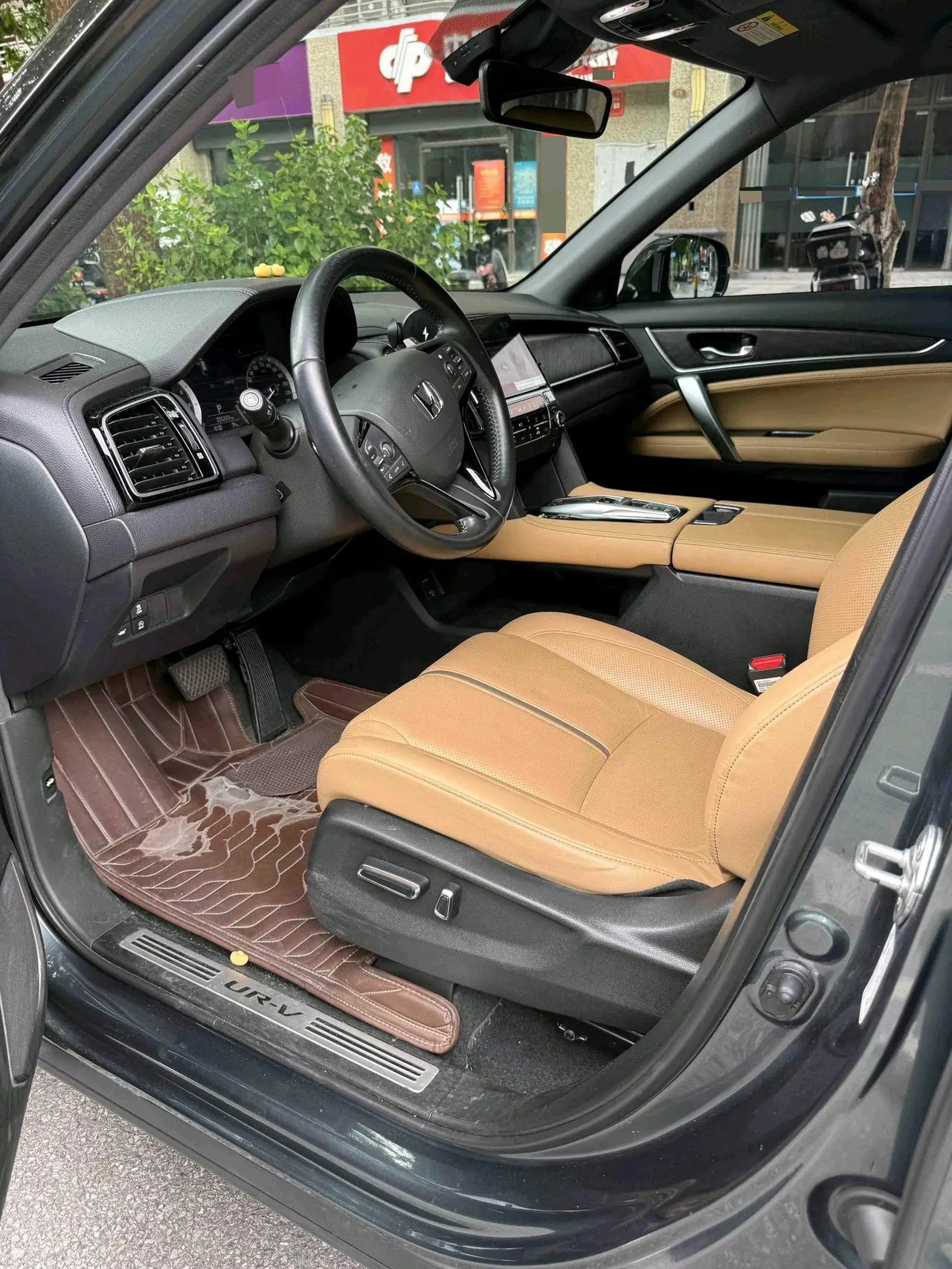 Honda 2020 UR-V 2.0T 370TURBO 4-wheel drive exclusive automatic gear 5