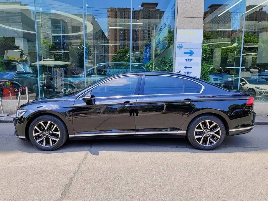 Volkswagen 2020 Magotan 2.0TSI 330TSI luxury automatic transmission 4