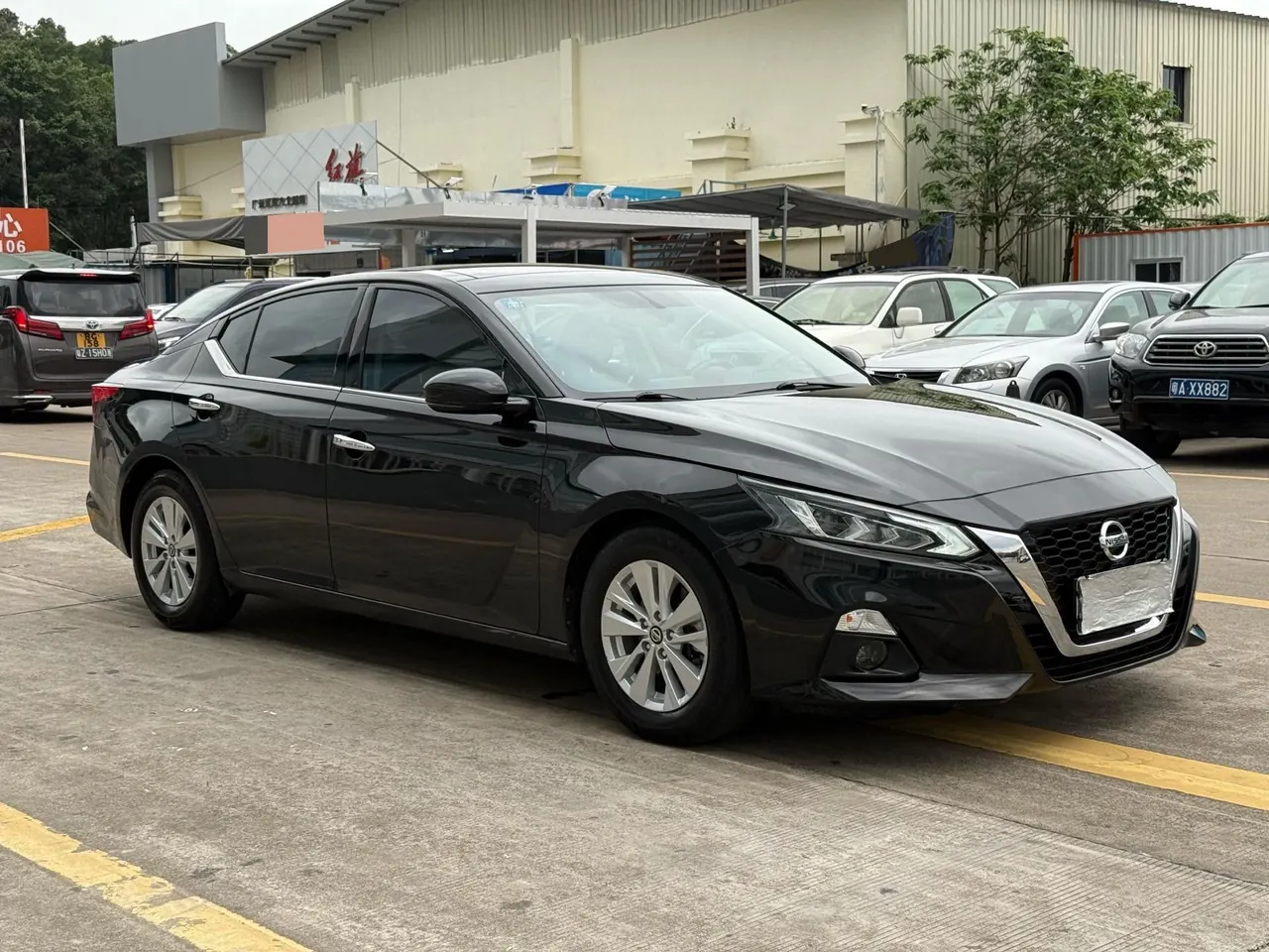 Nissan 2020 Teana 2.0 Stepless XL Comfort Edition Automatic Gear 13