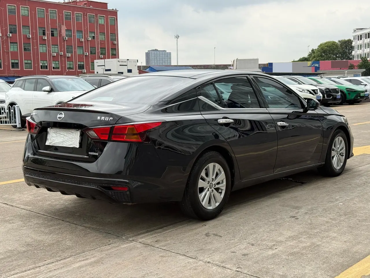 Nissan 2020 Teana 2.0 Stepless XL Comfort Edition Automatic Gear 3