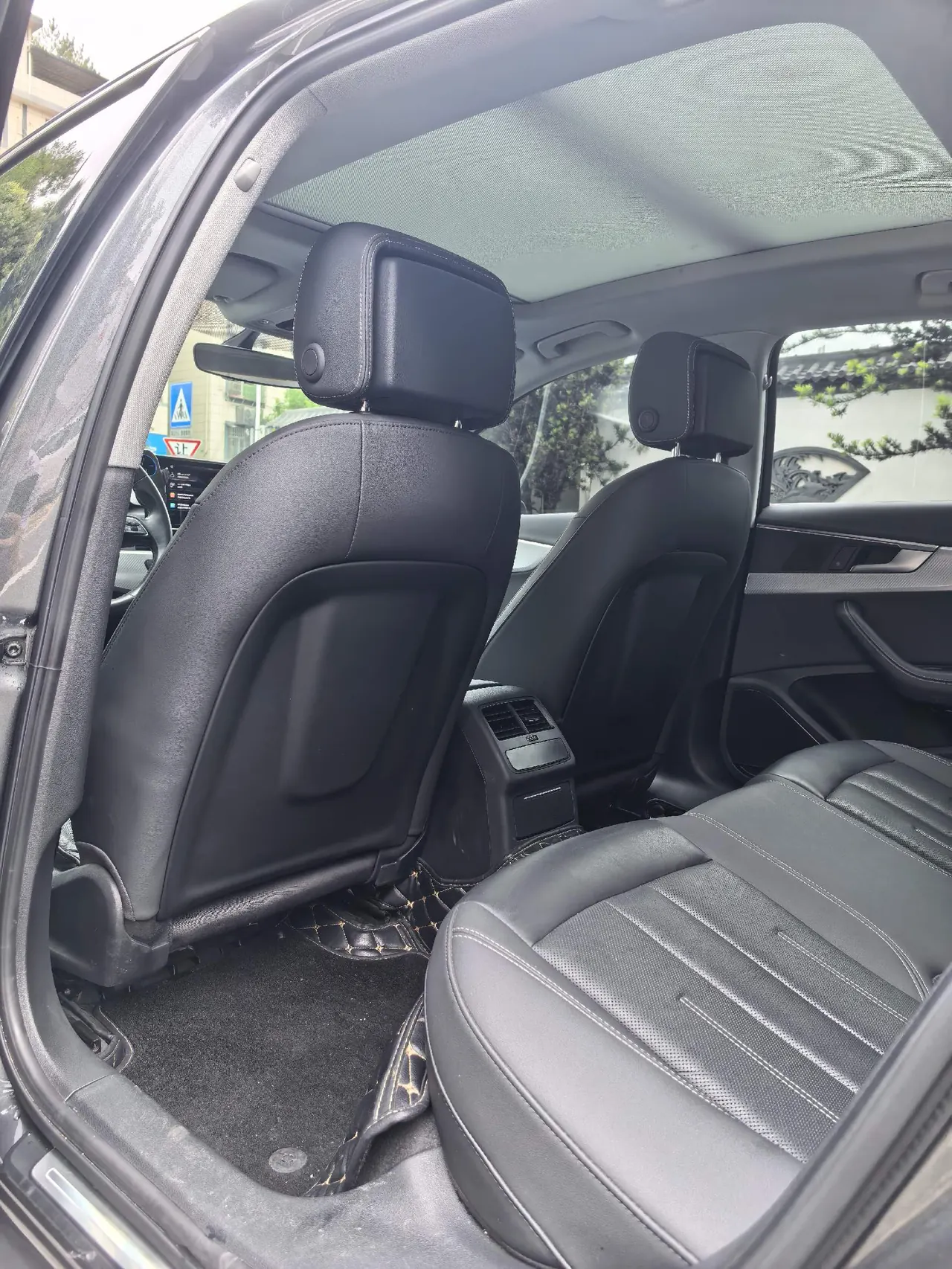 Audi 2020 A4L 2.0TFSI 40TFSI Fashion Elegant Automatic 3