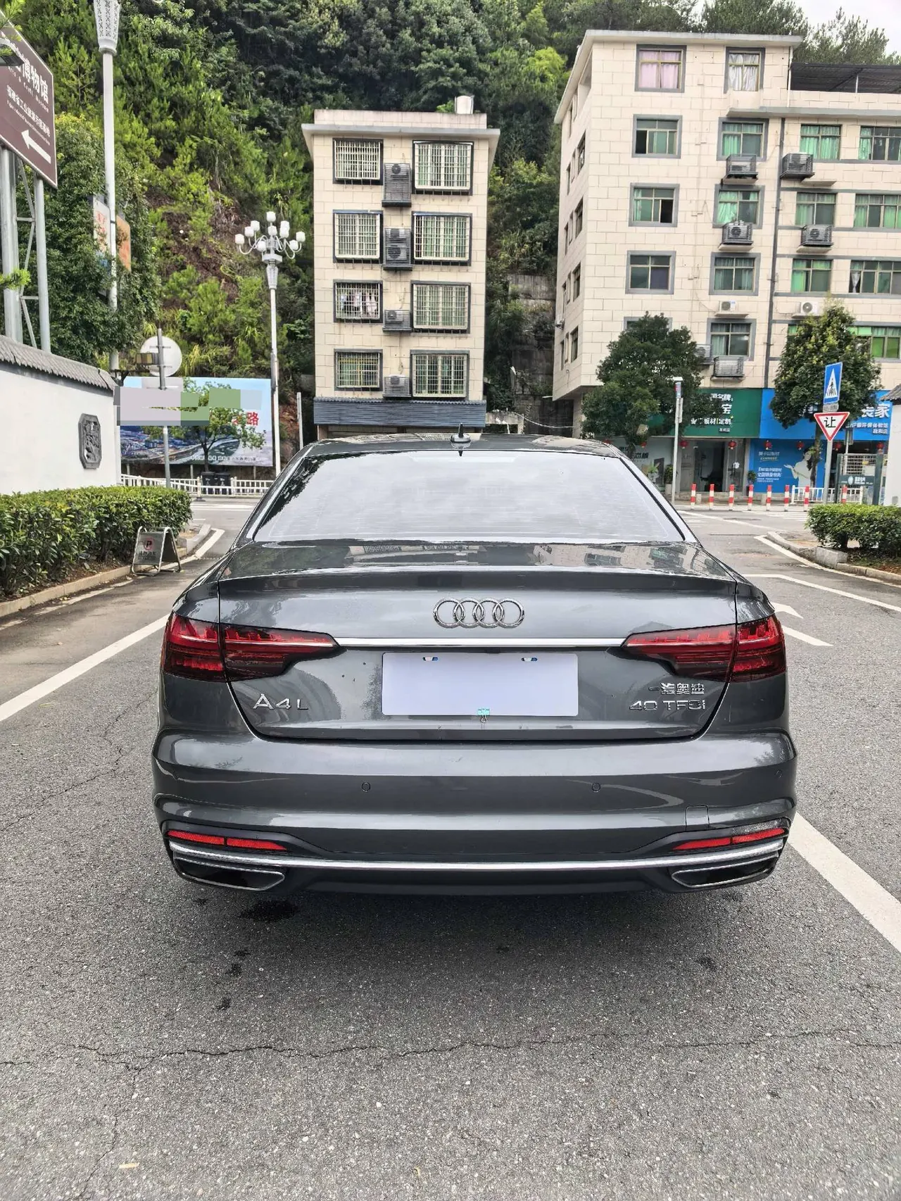 Audi 2020 A4L 2.0TFSI 40TFSI Fashion Elegant Automatic 9