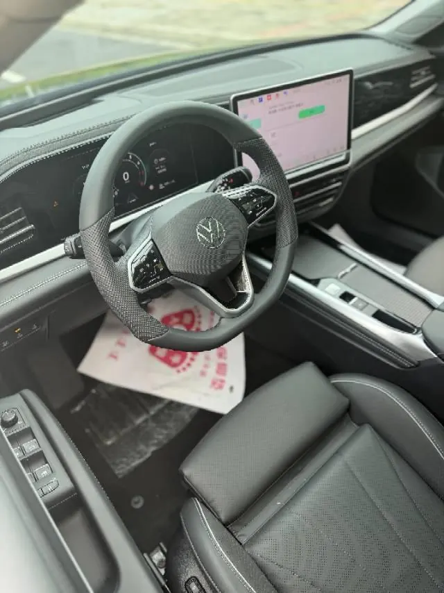 Volkswagen 2025 Passat Pro 2.0TSI 380TSI Long Yao Edition Automatic 7