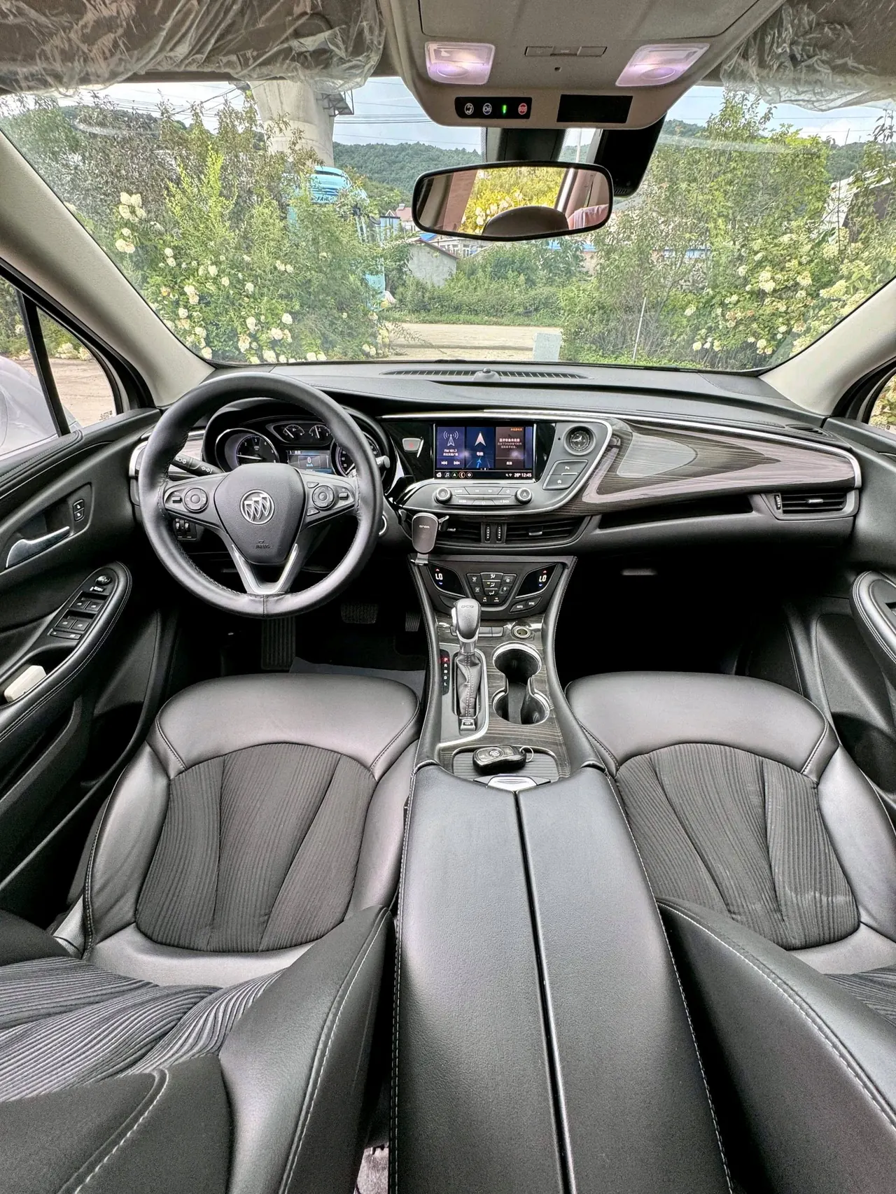 Buick 2020 Angkewei 1.5T 20T Two-Drive Elite Automatic Gear 5
