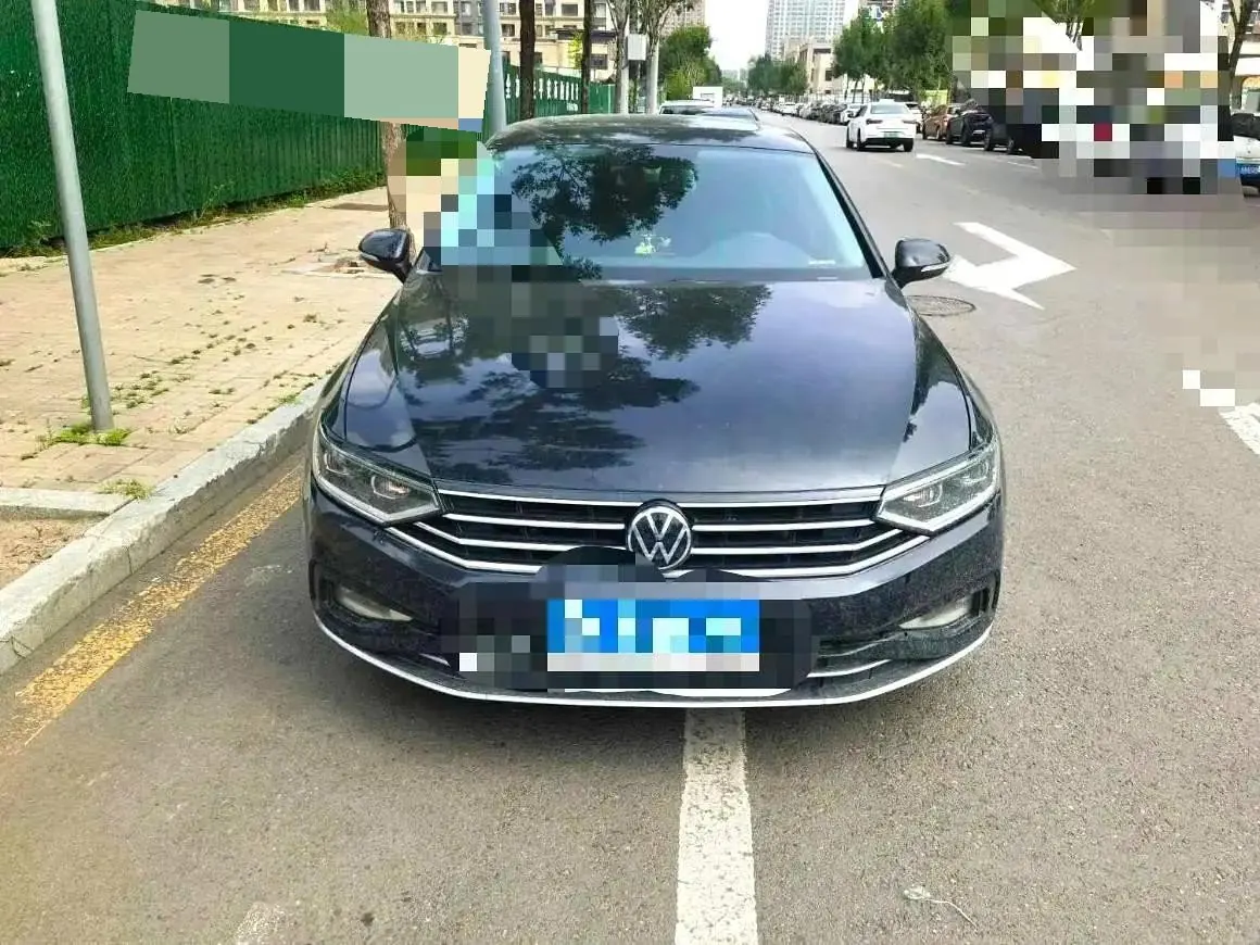 Volkswagen 2020 Magotan 2.0TSI 330TSI luxury automatic transmission 2