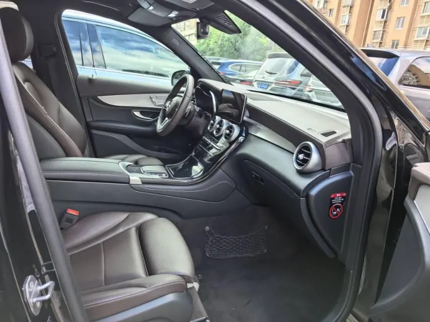 Mercedes Benz 2020 GLC 260 L 4MATIC 2.0T Dynamic (Modified) Automatic Gear 3