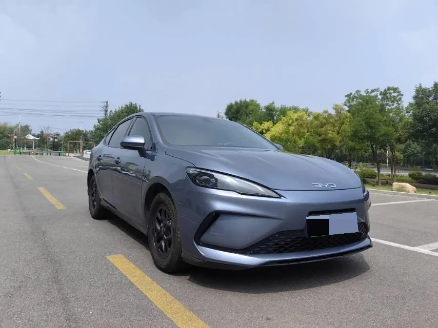 BYD 2025 seals 05 DM-i 1.5 stepless smart driving version 55KM luxury automatic gear 2