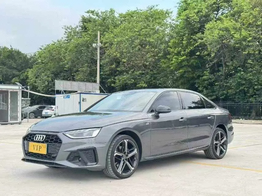 Open image lightbox: Audi 2025 A4L 2.0TFSI 40TFSI 2 million‑vehicle celebration edition, luxury sporty model, automatic transmission